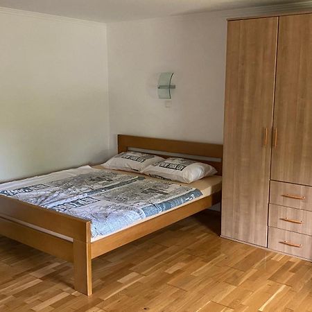 Appartement Semper Liberi à Maribor Extérieur photo